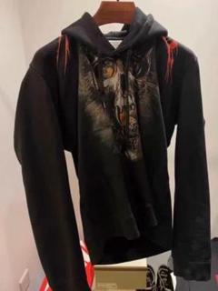 VETEMENTS パーカー S