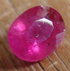 ★天然スリランカ産ルビー９．９０ct★カボッシヨンカット★ソーティング付き ☆天然スリランカ産ルビー9．90ct☆カボッシヨンカット
