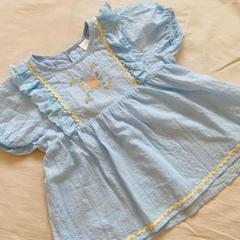 フタフタ 水色 フリル刺繍 半袖ブラウス 120cm