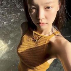 フランス製 Courreges リブ ロゴニット タンクトップ ジェニー着用2