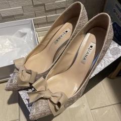 美品☆ツイードパンプス