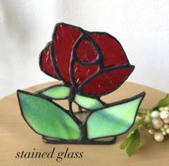 ハンドメイド　ステンドグラス　バラ　置物　赤色