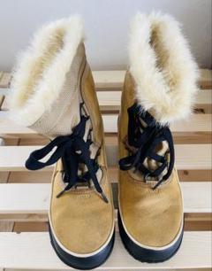 SOREL ファー付きスエードブーツ