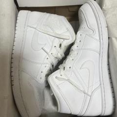 NIKE エアジョーダン 1トリプルホワイト未使用品 Nike Air Jordan 1 Low 