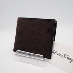 【極美品】Salvatore Ferragamo レザー二つ折り財布
