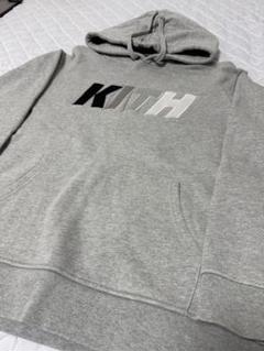 KITH グレー パーカー 中古・古着通販】KITH (キス) パーカー グレー サイズ:M
