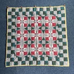 キルティング タペストリー94cm x 98cm