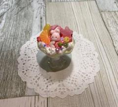 スイーツデコ　うさぎパフェ
