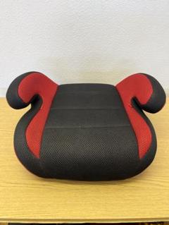 ジュニアシート　チャイルドシート　レッド　ブラック　15kg-36kg