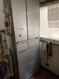 値下げHITACHI 冷蔵庫 R-CS700 2012年製