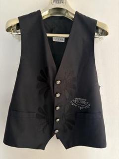 Gianfranco Ferre メンズ ベスト黒　刺繍 Gianfranco Ferre メンズ ベスト黒 刺繍 - メルカリ