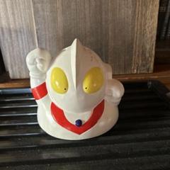 ウルトラマン フィギュア型貯金箱と蚊取り線香(セトモノ) ウルトラマン フィギュア型貯金箱と蚊取り線香(セトモノ) - メルカリ