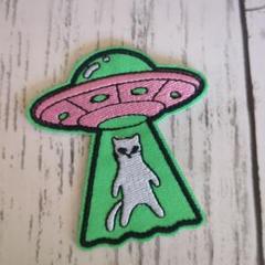 UFO 宇宙人(◥◣_◢◤) にゃんこ 猫 アイロンワッペン