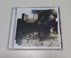 yeti let you notice 窓、花束、古い椅子。 CD
