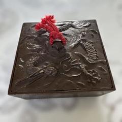 銅製　彫刻　装飾　小物入れ　龍　作者の刻印有り 銅製 彫刻 装飾 小物入れ 龍 作者の刻印有り - メルカリ