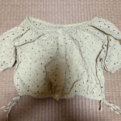 GU ベージュ オフショルダー トップス 半袖　イエロー