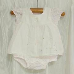 MIKI HOUSE FIRST　女児ベビー服　エプロン付ロンパース　70センチ