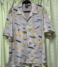 コロンビア×ビームス 別注 PFG ルアー柄 シャツ Mサイズ コロンビア×ビームス 別注 PFG ルアー柄 シャツ Mサイズ