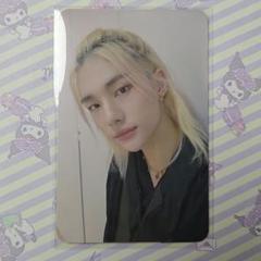 HJ-11》Stray Kids L版写真 ヒョンジン - メルカリ