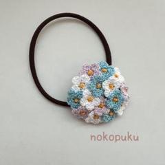 ハンドメイド　編み花ヘアゴム　小さなお花のレース編み　パステルカラー