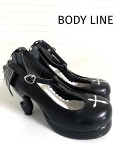 BODY LINE【大人気商品】パンプス　十字架　羽 BODY LINE【大人気商品】パンプス 十字架 羽 - メルカリ