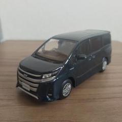 トヨタ ノア ハイブリッド 80前期型 カラーサンプルミニカー 非売品 789 トヨタ ノア ハイブリッド 80前期型 カラーサンプルミニカー