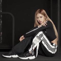 【匿名&送料無料】adidas BLACKPINK ジェニ着ドライ デニムパンツ 2025年最新】adidasジェニの人気アイテム - メルカリ