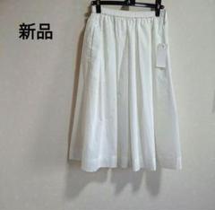 【新品】ユニクロ 綿ローン タック ギャザー フレア スカートのサムネイル