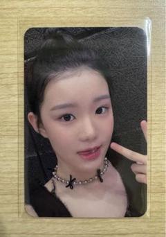 iland2 popup トレカ 証明写真 缶バッジ　ギュリ iland2 izna popup トレカ 証明写真 缶バッジ セビ - メルカリ