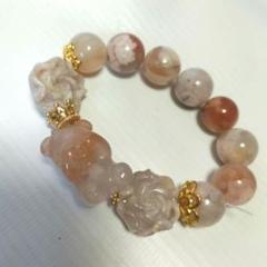 大変キレイな桜メノウバングル56mm