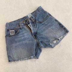⭐️cinch⭐️ デニム　ショートパンツ　淡い　ダメージ加工　切りっぱなし