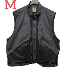 NIKE ACG ベスト M - メルカリ