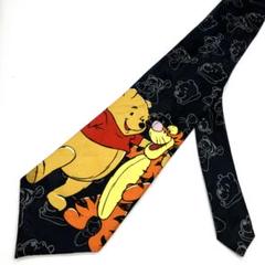 ディズニー ビンテージネクタイ くまのプーさん ティガー 総柄 黒