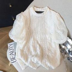 新品 レースパフスリーブ ブラウス白 上品 ホワイト刺繍レース
