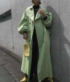 【最終値下げ】Ameri vintage プリーツ　トレンチコート Ameri VINTAGE（トレンチコート）のフリマアイテム一覧