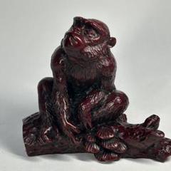 置物　工芸品　紅木色　猿　サル