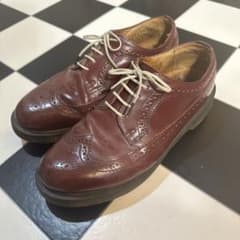 uk7 ドクターマーチン　ウィングチップ　チェリーレッド uk7 ドクターマーチン ウィングチップ チェリーレッド - メルカリ