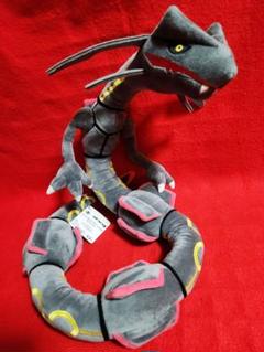 【新品未使用】ポケットモンスター ポケモン ぬいぐるみ 黒いレックウザ オンライン及び一部店舗限定価格＊】ポケモンぬいぐるみ 黒い