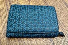 【美品】前川印伝　浅草印伝職人作　麻の葉　かぶせ二つ折り財布（2019年購入）