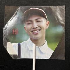 2025年最新】bts 花様年華 うちわの人気アイテム - メルカリ