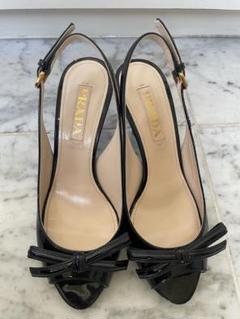 PRADA ブラック リボン付きサンダル