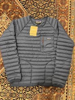 【未使用】パタゴニア サイレントダウンクルー（ネイビー・MEN’S XS） 未使用】パタゴニア サイレントダウンクルー（ネイビー・MEN'S