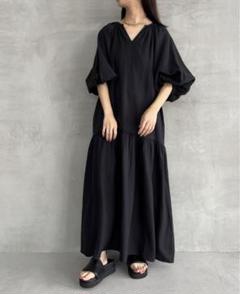 APARTBYLOWRYSブラウン長袖 ロングフレアスリーブワンピース Vネック
