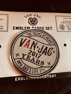 VAN JACKETラペルピン、pin badgeセット額装モノ大変貴重です。 VAN JACKETラペルピン、pin badgeセット額装モノ大変貴重です。