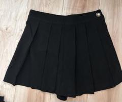 ZARA プリーツキュロットスカート ボタン付きのサムネイル