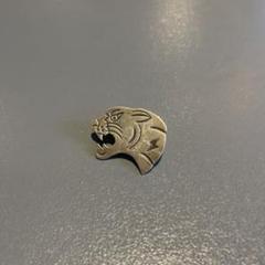 NEWTIVE BADGE　"PANTHER" - パンサー(豹)- BEAMSのサムネイル