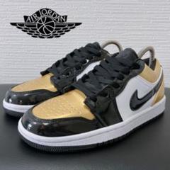 Nike Air Jordan 1 Low Gold Toeのサムネイル