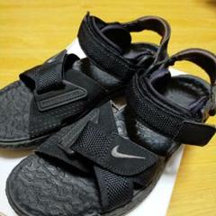 美品 NIKE エアデシューツ スポーツサンダル　23センチ ブラックのサムネイル
