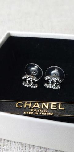 CHANEL ココマーク ピアス ヴィンテージ　04P刻印 CHANEL ココマーク ピアス ヴィンテージ 04P刻印 - メルカリ
