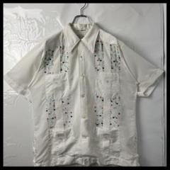 キューバシャツ　白ホワイト　刺繍シャツ　ヴィンテージ90s-00s スタッズ古着
